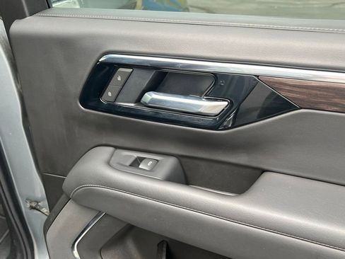 Certified 2025 Chevrolet Tahoe LT AWD/4WD image 20