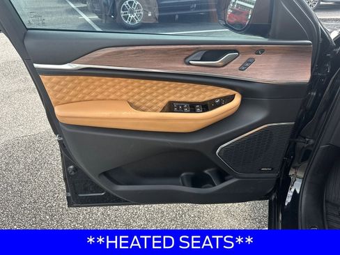 Used 2021 Jeep Grand Cherokee L Summit w/ Advanced Protech Group IV AWD/4WD image 10