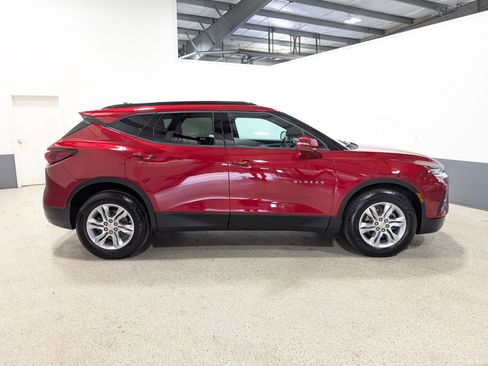 Used 2020 Chevrolet Blazer LT AWD/4WD image 2