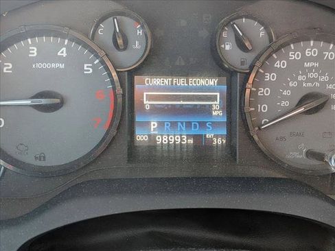 Used 2017 Toyota Tundra SR image 11