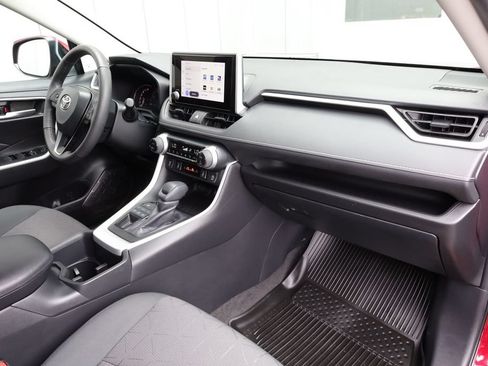 Certified 2023 Toyota RAV4 XLE w/ Convenience Package AWD/4WD image 28