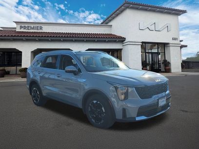 New 2026 Kia Sorento S w/ S Panoramic Sunroof Package