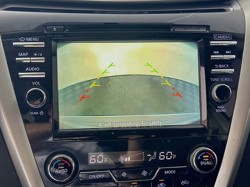 Used 2018 Nissan Murano SV FWD image 22