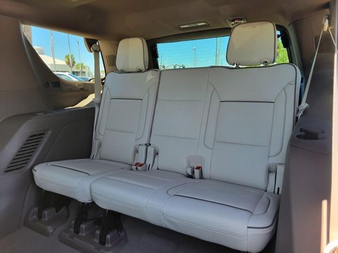 New 2026 GMC Yukon Denali w/ Denali Reserve Package RWD image 34
