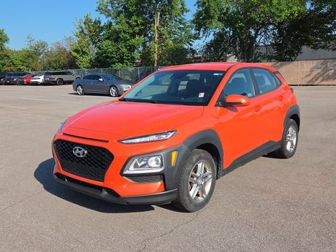 Used 2020 Hyundai Kona SE AWD/4WD image 2