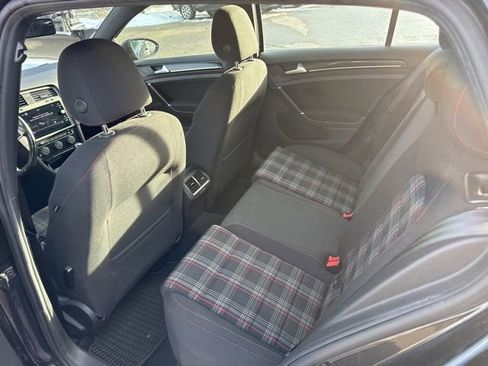 Used 2017 Volkswagen GTI S image 8