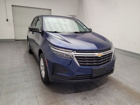 Used 2022 Chevrolet Equinox LS AWD/4WD image 14