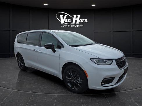 New 2026 Chrysler Pacifica Select image 43