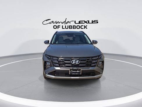 Used 2025 Hyundai Tucson SEL FWD image 3