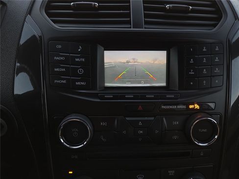 Used 2017 Ford Explorer 4WD image 21