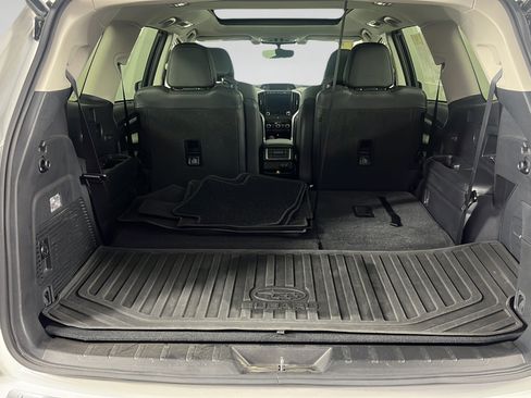 Used 2022 Subaru Ascent Limited w/ Technology Package AWD/4WD image 42