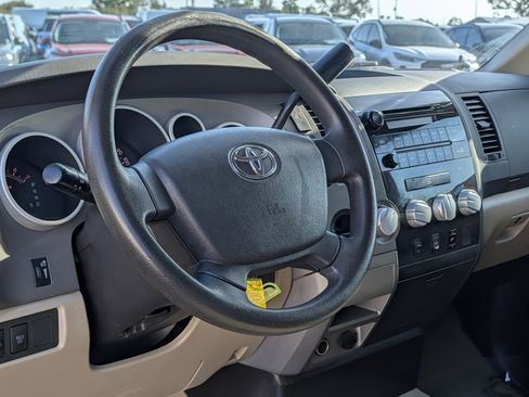 Used 2010 Toyota Tundra 2WD Double Cab image 21