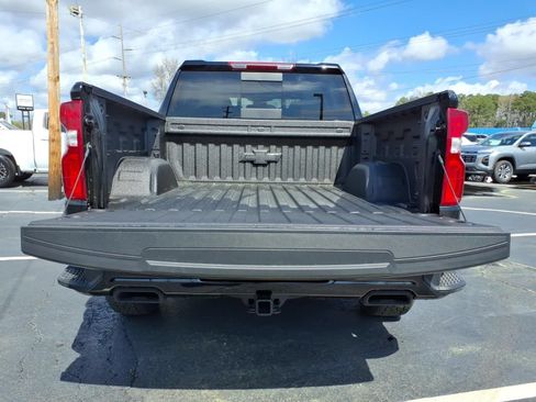 New 2026 Chevrolet Silverado 1500 RST w/ Dark Appearance Package AWD/4WD image 15
