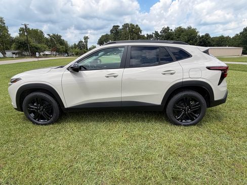 New 2026 Chevrolet Trax ACTIV w/ Driver Confidence Package FWD image 18