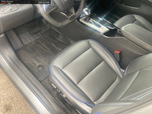 Used 2025 Buick Envista Sport Touring w/ Convenience I Package FWD image 20