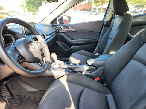 Used 2016 MAZDA MAZDA3 i Sport FWD image 7