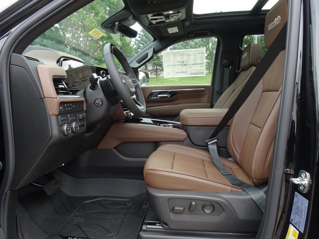 New 2026 Chevrolet Tahoe High Country AWD/4WD image 5