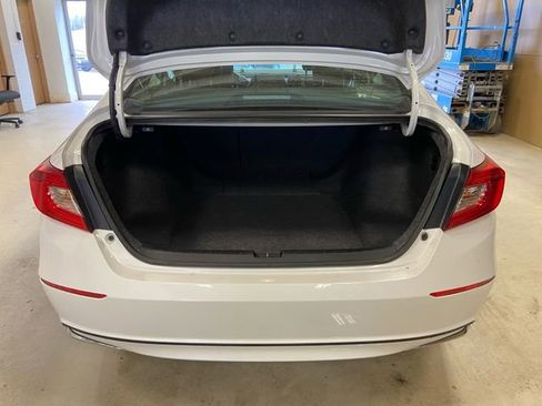 Used 2022 Honda Accord Sport image 17