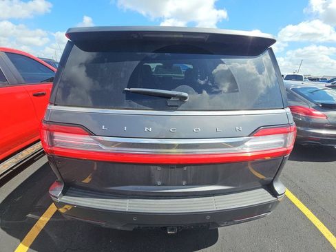 Used 2021 Lincoln Navigator Reserve w/ Luxury Package AWD/4WD image 3