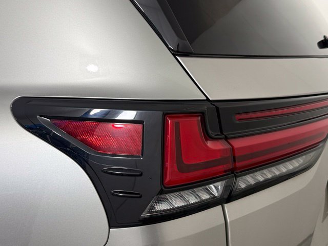 Used 2023 Lexus LX 600 F Sport w/ Accessory Package (Z1) AWD/4WD image 13