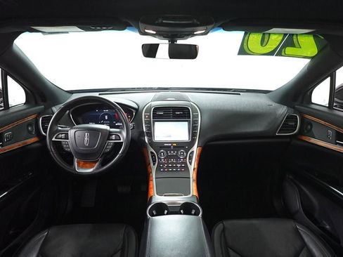 Used 2020 Lincoln Nautilus Reserve w/ Equipment Group 201A image 7