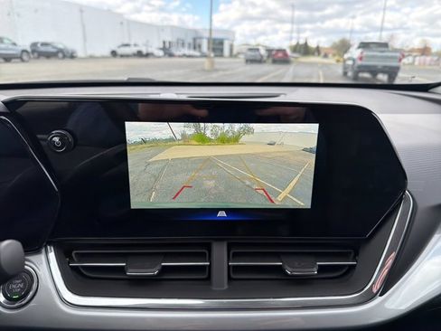 New 2026 Chevrolet Trax LT w/ LT Convenience Package FWD image 21
