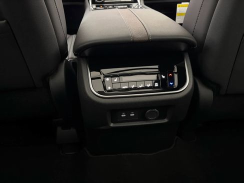 New 2026 Nissan Armada Platinum image 22