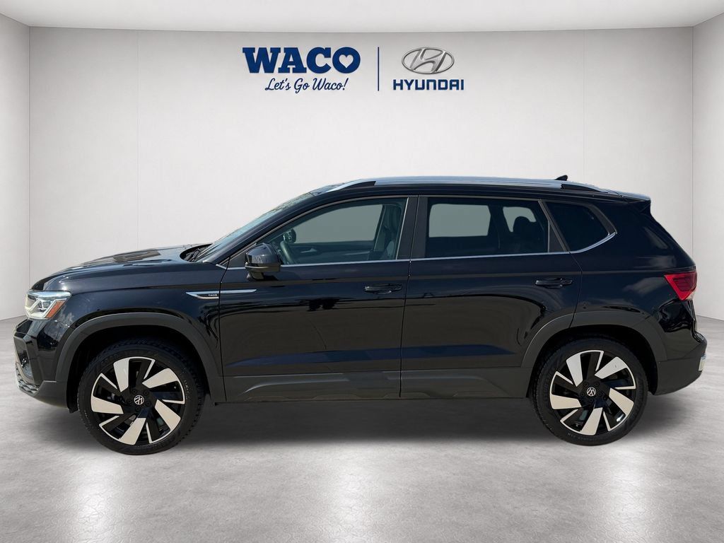 Used 2024 Volkswagen Taos SEL AWD/4WD image 5