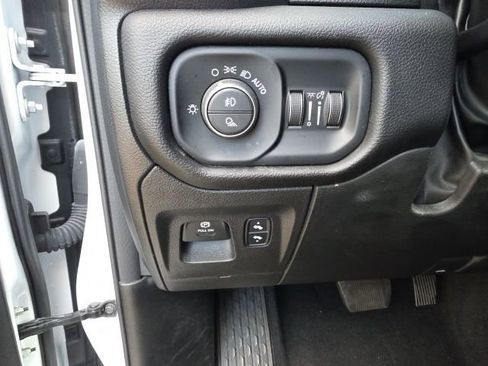 Used 2025 RAM 1500 Big Horn AWD/4WD image 15