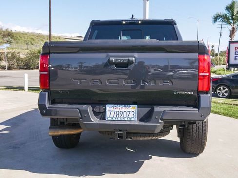 Used 2024 Toyota Tacoma TRD Off-Road w/ TRD Off Road Upgrade Package image 8