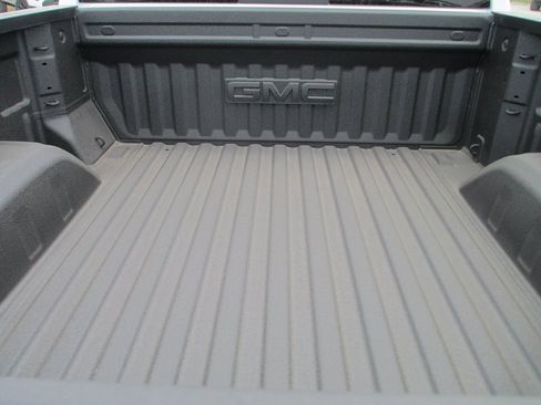 New 2026 GMC Sierra 1500 AT4 w/ AT4 Premium Package image 6