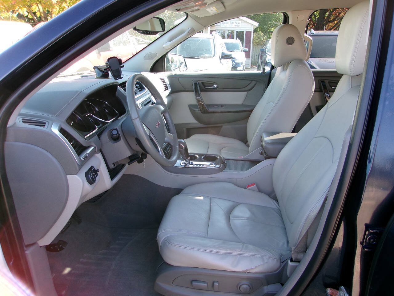 Used 2016 GMC Acadia SLT AWD/4WD image 7
