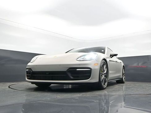 Used 2022 Porsche Panamera 4 E-Hybrid AWD/4WD image 28