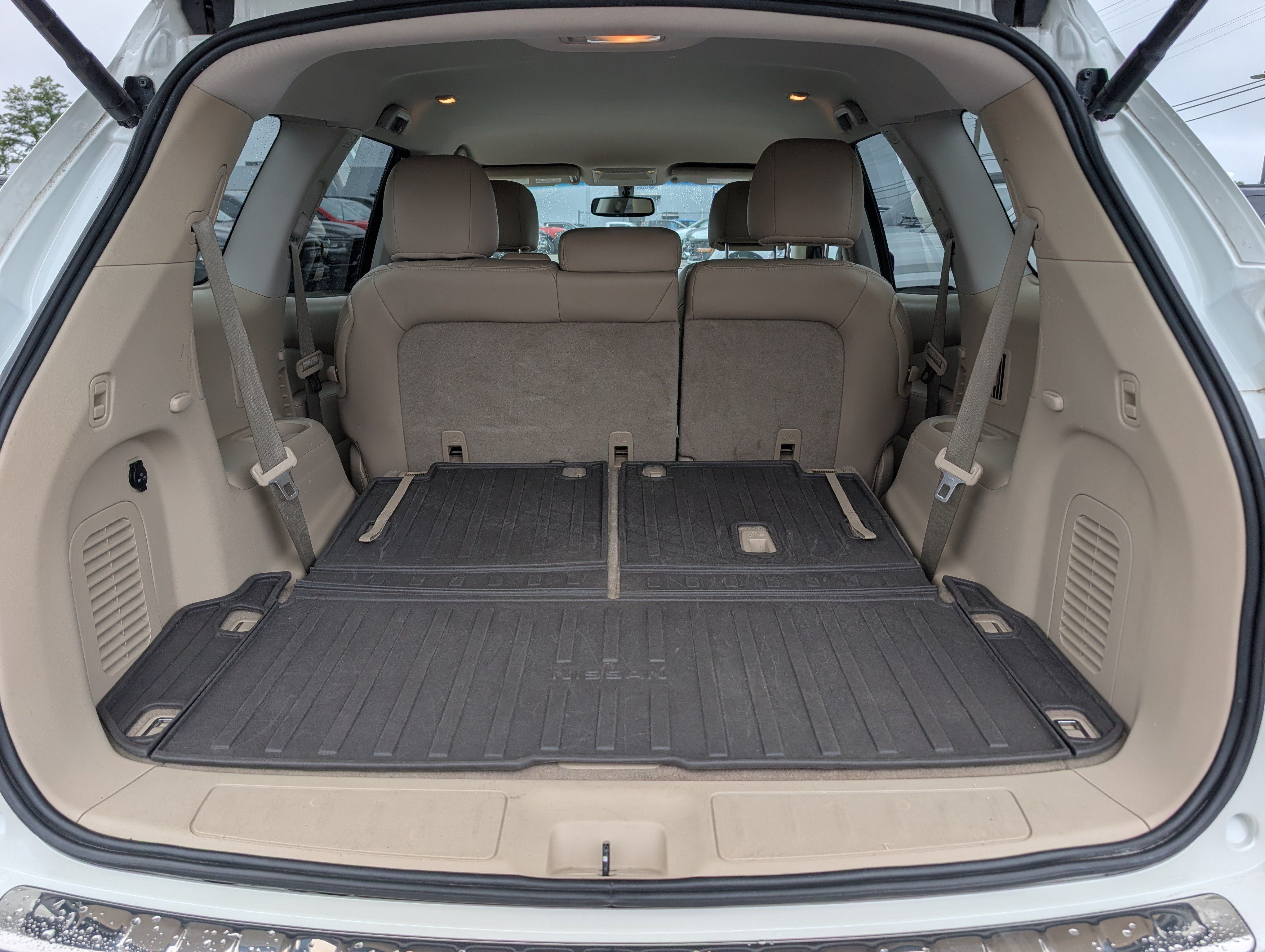 Used 2015 Nissan Pathfinder SL w/ SL Tech Package FWD image 13