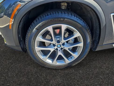 Used 2019 BMW X5 xDrive40i w/ Premium Package 2 image 8