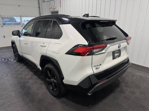 Used 2019 Toyota RAV4 XSE AWD/4WD image 6