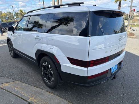 Used 2025 Hyundai Santa Fe SEL image 8