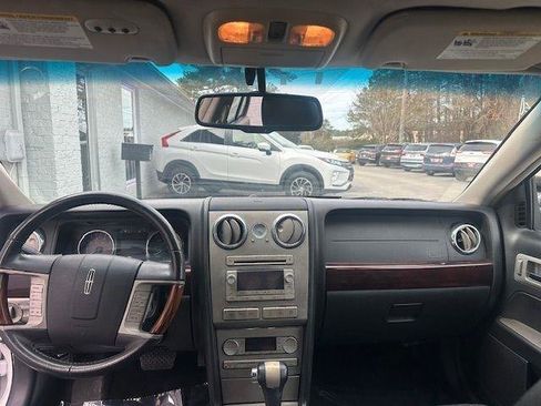 Used 2009 Lincoln MKZ AWD image 16