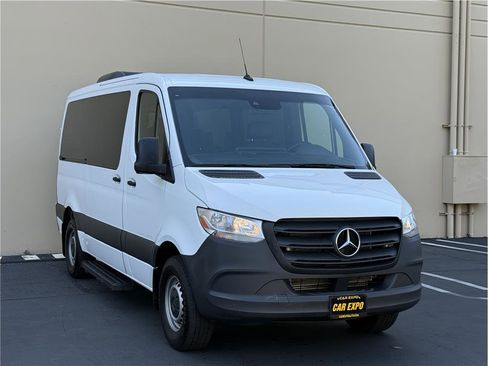 Used 2023 Mercedes-Benz Sprinter 2500 image 26