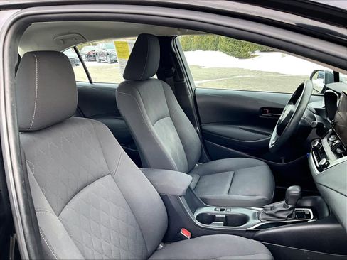 Used 2024 Toyota Corolla LE image 11