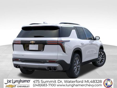 New 2026 Chevrolet Traverse LT w/ Sun and Wheel Package AWD/4WD image 4