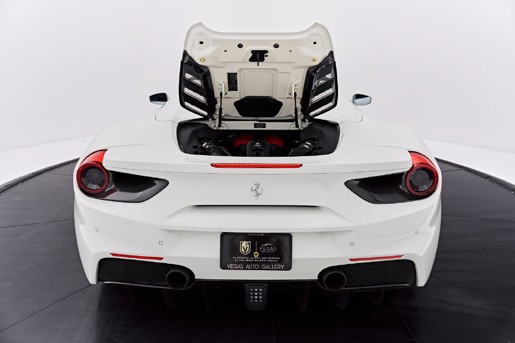 Used 2018 Ferrari 488 Spider RWD image 40