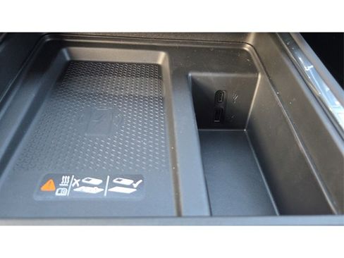 New 2026 GMC Acadia Elevation w/ Black Edition image 33