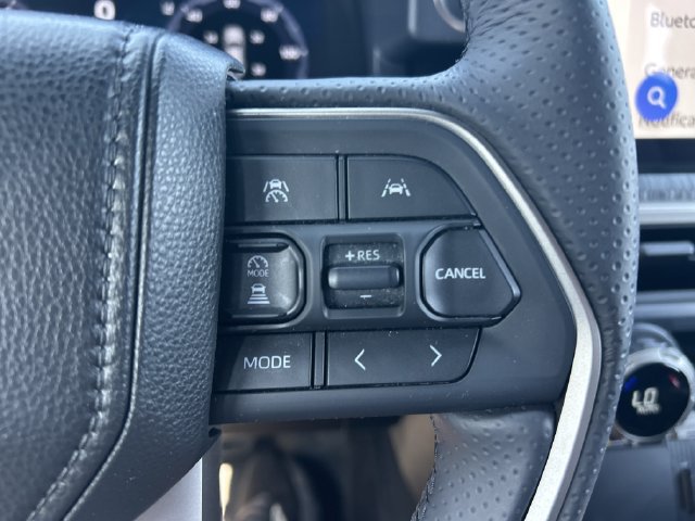 Used 2026 Toyota 4Runner Platinum AWD/4WD image 23