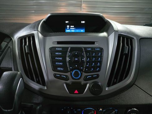 Used 2017 Ford Transit 350 XLT image 24