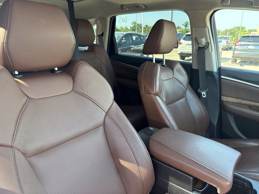 Used 2020 Acura MDX w/ Technology Package AWD/4WD image 26