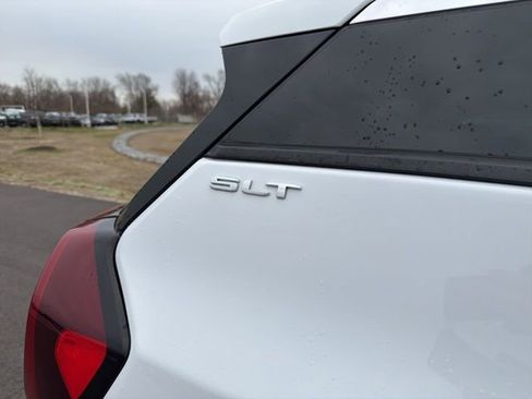 Used 2022 GMC Terrain SLT AWD/4WD image 6