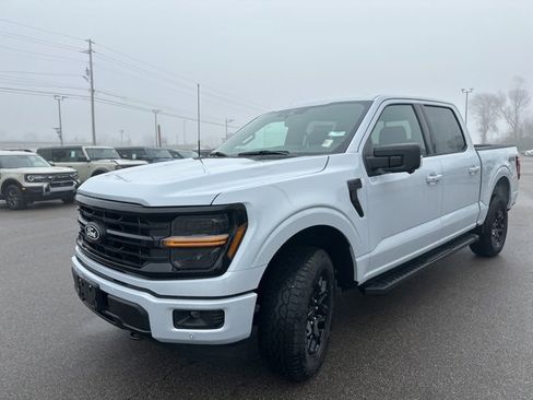 New 2025 Ford F150 XLT w/ Equipment Group 302A MID image 31