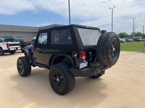 Used 2009 Jeep Wrangler X image 5