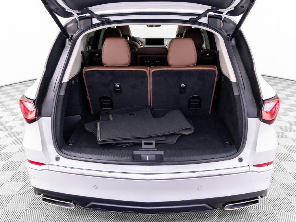Used 2024 Acura MDX w/ Technology Package AWD/4WD image 31